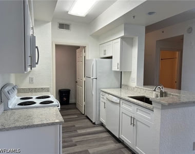 4650 Saint Croix Lane - Photo Thumbnail 4
