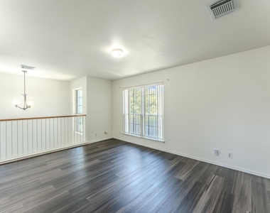 1339 Diamond Bluff - Photo Thumbnail 13