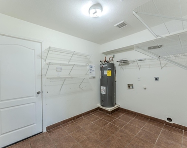 1339 Diamond Bluff - Photo Thumbnail 19