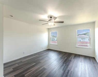 1339 Diamond Bluff - Photo Thumbnail 10