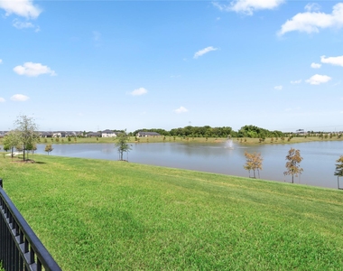 2822 Sunrise Pepper Lane - Photo Thumbnail 31