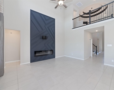 2822 Sunrise Pepper Lane - Photo Thumbnail 13