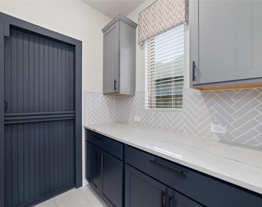 2822 Sunrise Pepper Lane - Photo Thumbnail 19