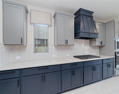 2822 Sunrise Pepper Lane - Photo Thumbnail 17