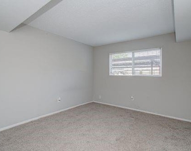 11604 Arboles Road - Photo Thumbnail 10