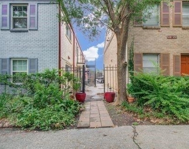 11604 Arboles Road - Photo Thumbnail 1