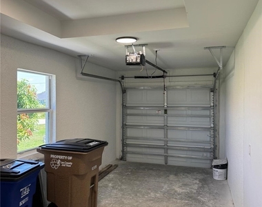 4677 Golfview Boulevard - Photo Thumbnail 6