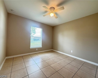 1727 Nw 15th Street - Photo Thumbnail 14