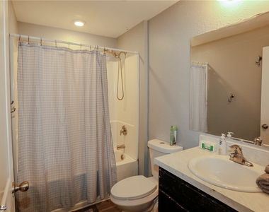 1902 Sw 26th Street - Photo Thumbnail 14