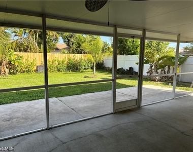 717 Se 10th Avenue - Photo Thumbnail 14