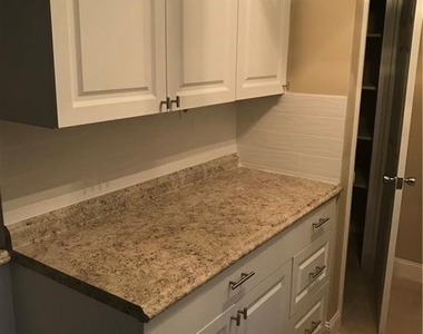 111 Highland Avenue - Photo Thumbnail 6