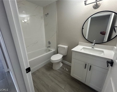 2014 Kismet Parkway W - Photo Thumbnail 11