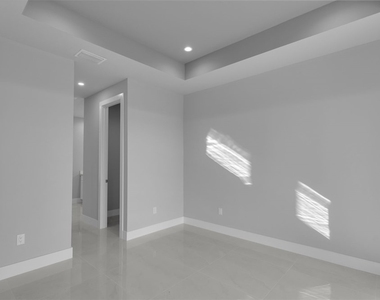 1306 Beth Avenue N - Photo Thumbnail 16