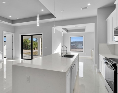 1306 Beth Avenue N - Photo Thumbnail 13