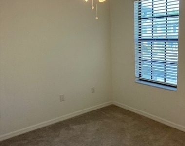 14309 Oviedo Place - Photo Thumbnail 10