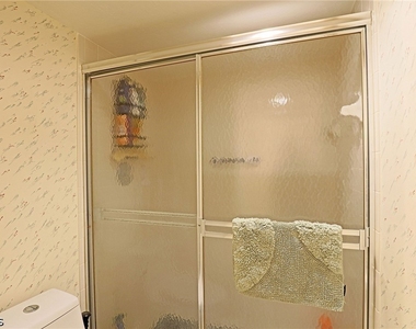 9627 Eaton Gardens Lane - Photo Thumbnail 32