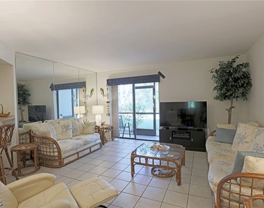 9627 Eaton Gardens Lane - Photo Thumbnail 16