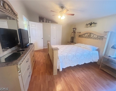 611 Sunset Lane - Photo Thumbnail 15
