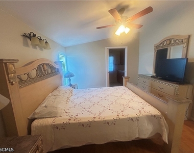 611 Sunset Lane - Photo Thumbnail 11