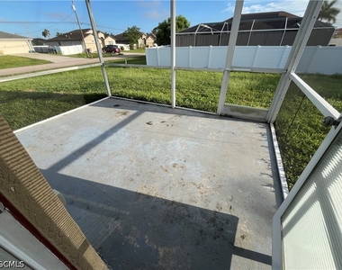 1821 Sw 22nd Lane - Photo Thumbnail 13