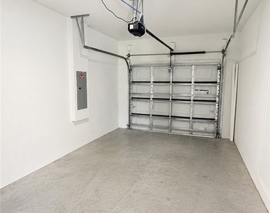 1607 Hazel Avenue S - Photo Thumbnail 14