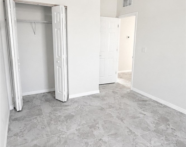 1607 Hazel Avenue S - Photo Thumbnail 7