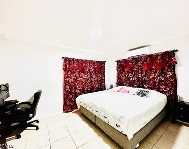20 Westminster Street N - Photo Thumbnail 7
