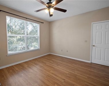 11510 Villa Grand - Photo Thumbnail 19