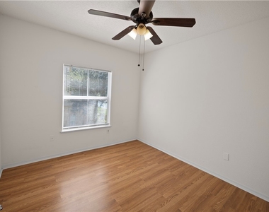 11510 Villa Grand - Photo Thumbnail 10