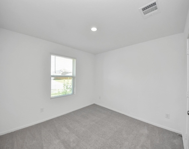 3032 Colusa Ridge Drive - Photo Thumbnail 8