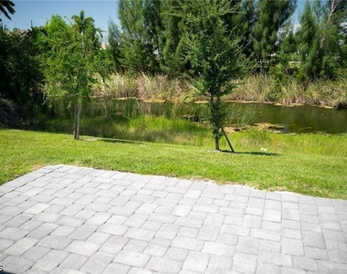 1729 Nw 20th Terrace - Photo Thumbnail 20