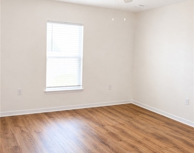 1729 Nw 20th Terrace - Photo Thumbnail 13