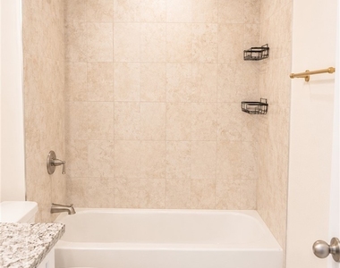 1729 Nw 20th Terrace - Photo Thumbnail 10