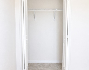 1729 Nw 20th Terrace - Photo Thumbnail 7