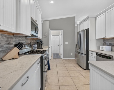 17888 Modena Road - Photo Thumbnail 7