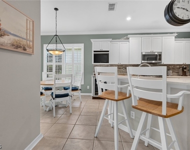 17888 Modena Road - Photo Thumbnail 9