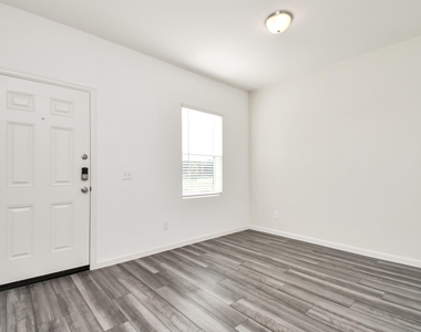 7810 Carrotwood Court - Photo Thumbnail 10