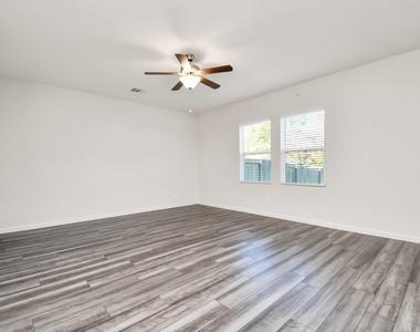 7810 Carrotwood Court - Photo Thumbnail 14