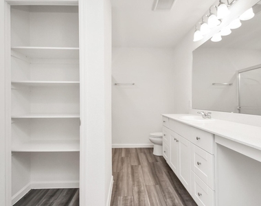 7810 Carrotwood Court - Photo Thumbnail 26