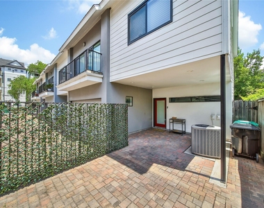 4205 Eigel Street - Photo Thumbnail 2