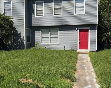417 13th Street N - Photo Thumbnail 1