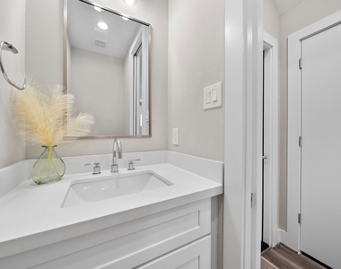7510 Sandle Street - Photo Thumbnail 9