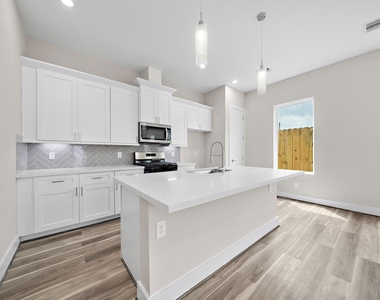 7510 Sandle Street - Photo Thumbnail 8