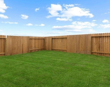 3510 Lovebird Lane - Photo Thumbnail 17