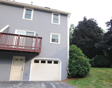 36 Highbridge Hill - Photo Thumbnail 18