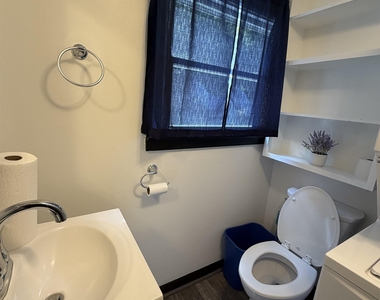 167 Howard - Photo Thumbnail 9