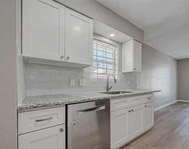 7315 Housman Street - Photo Thumbnail 17