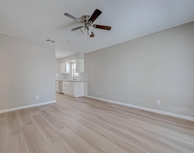 7315 Housman Street - Photo Thumbnail 11