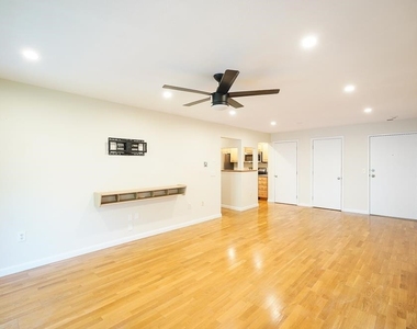 500 Candlewood - Photo Thumbnail 9
