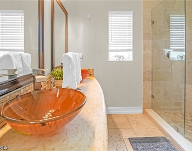 2281 16th Street Ne - Photo Thumbnail 14